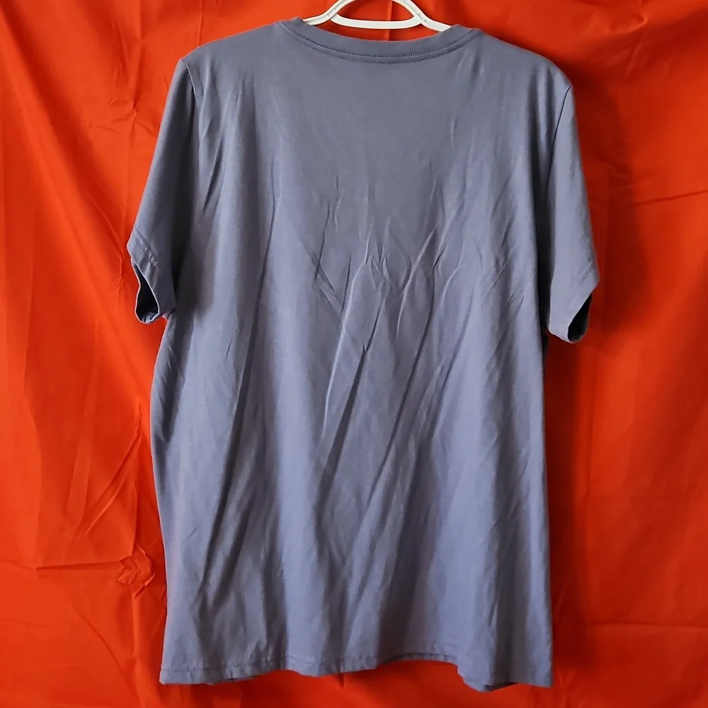 Fresh Clean Threads 2X Flint Purple/Dusty Lavender - Ethically Made V-Neck NWOT - Picture 2 of 7